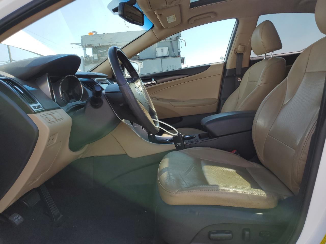 2013 Hyundai Sonata - Image 7