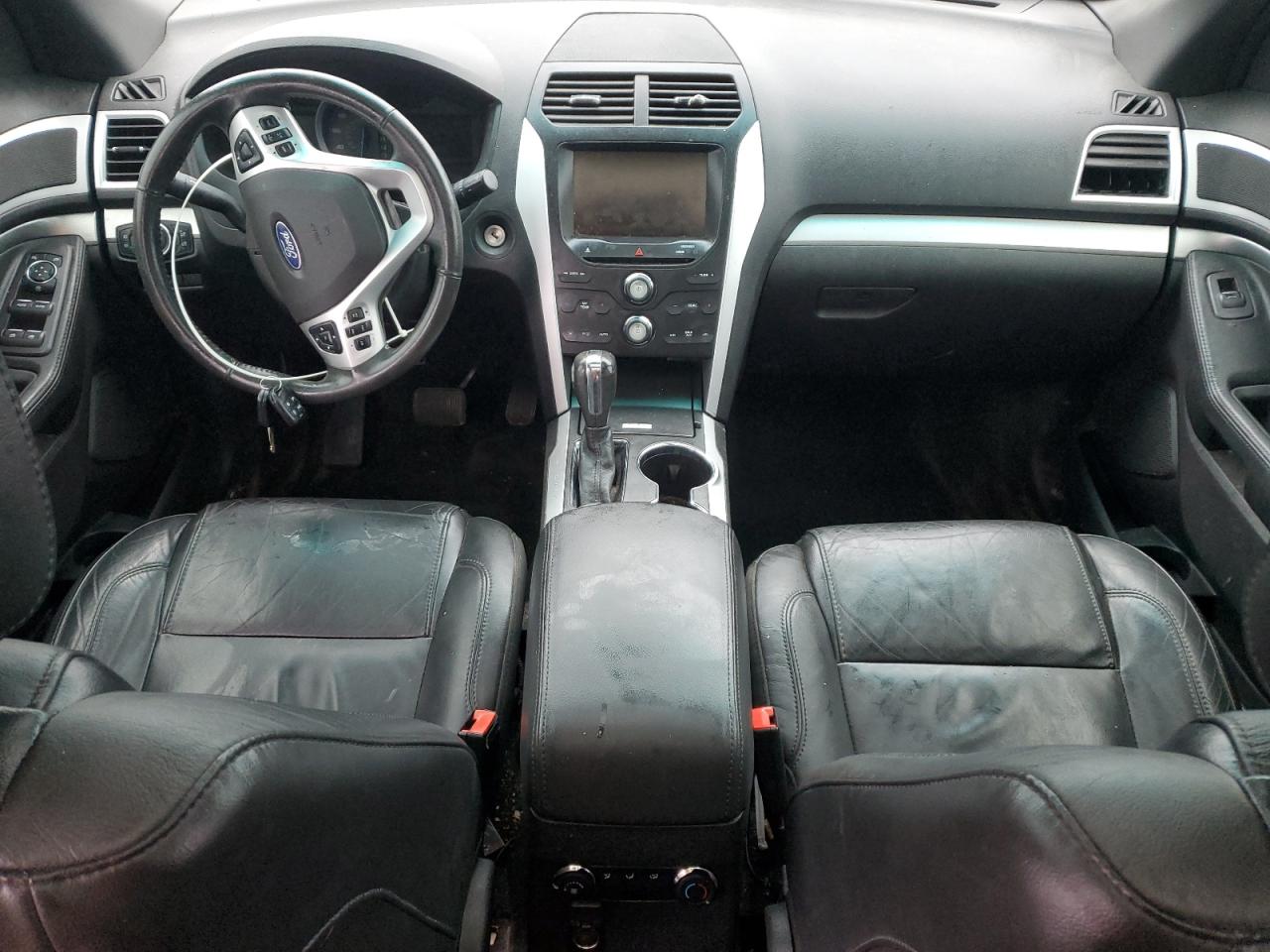 2015 Ford Explorer - Image 8