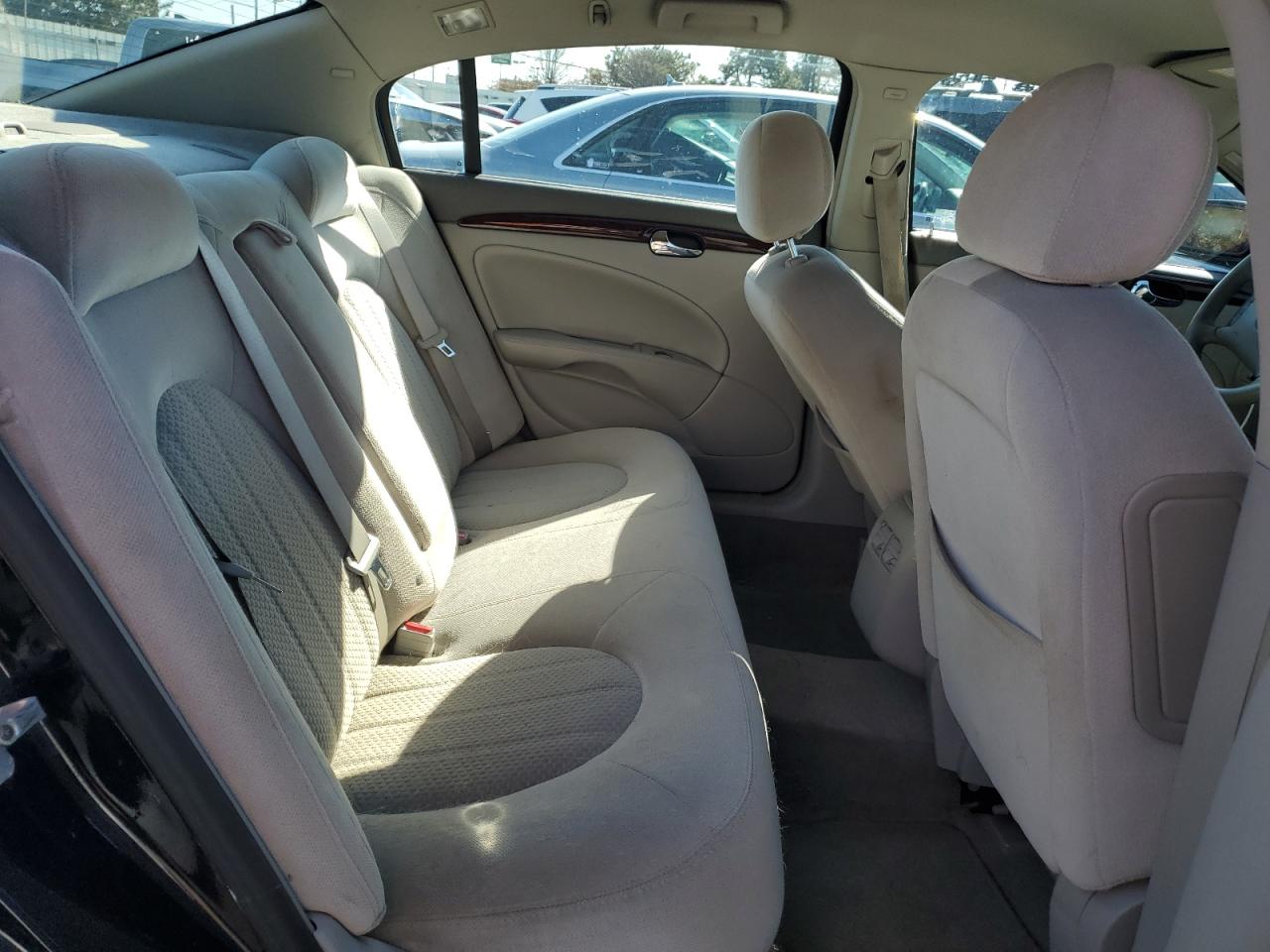 2006 Buick Lucerne - Image 10