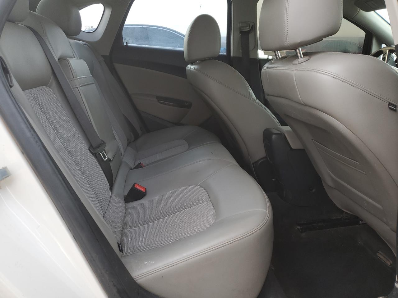 2014 Buick Verano - Image 10