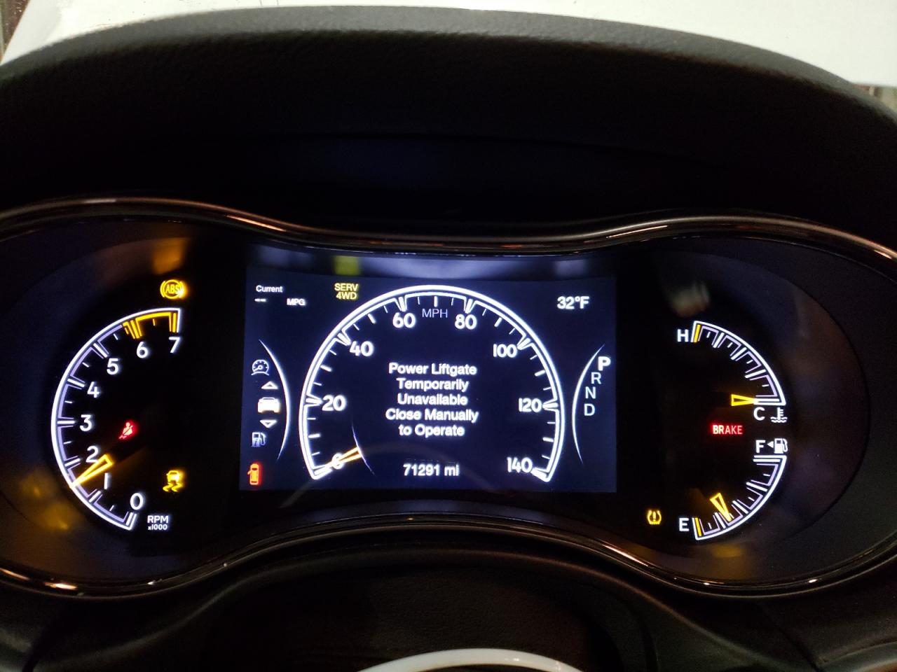 2020 Jeep Grand Cherokee - Image 9