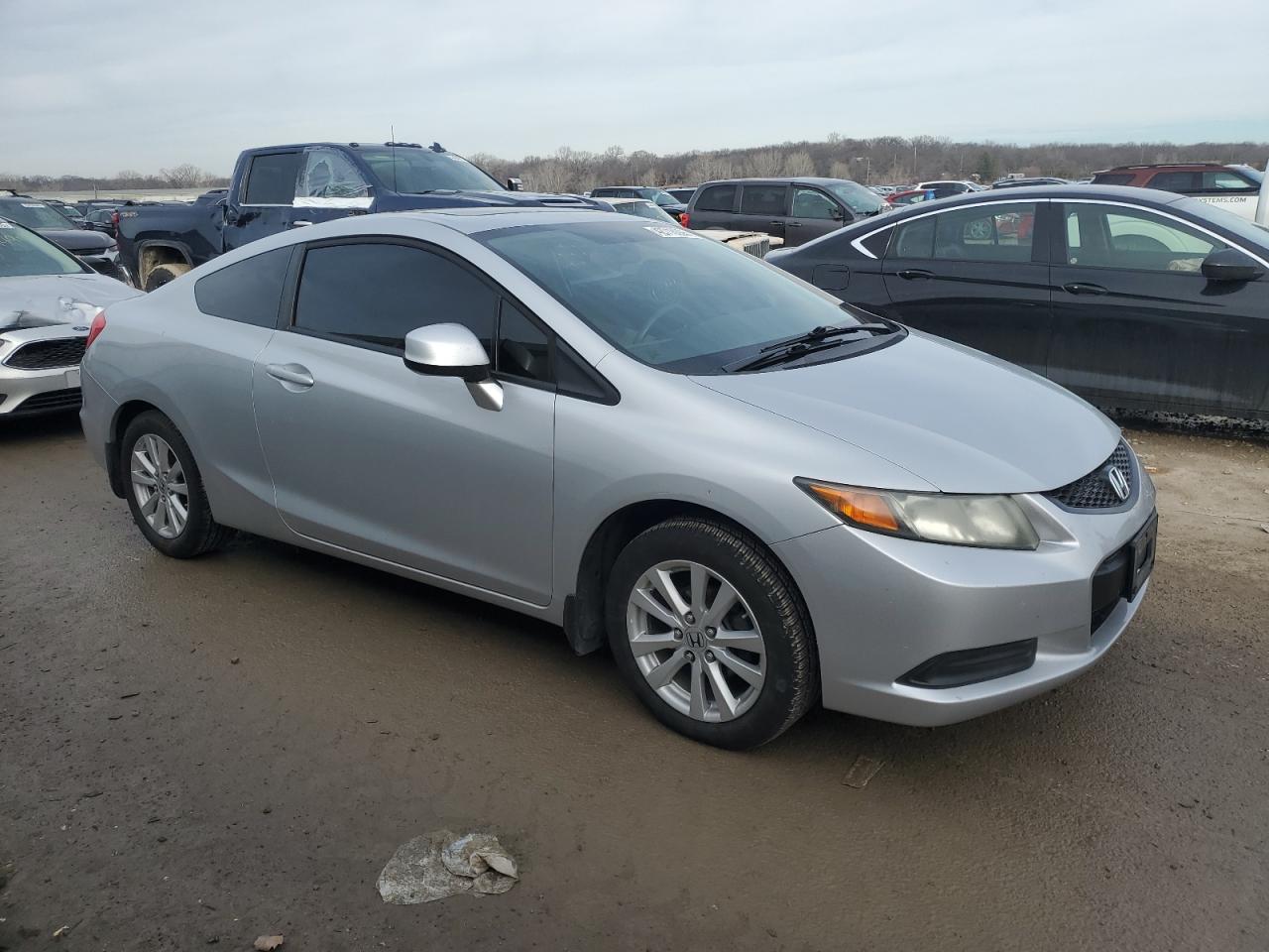 2012 Honda Civic - Image 4