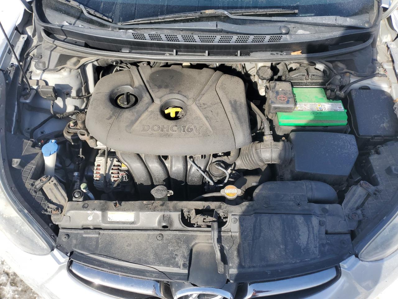 2013 Hyundai Elantra - Image 11