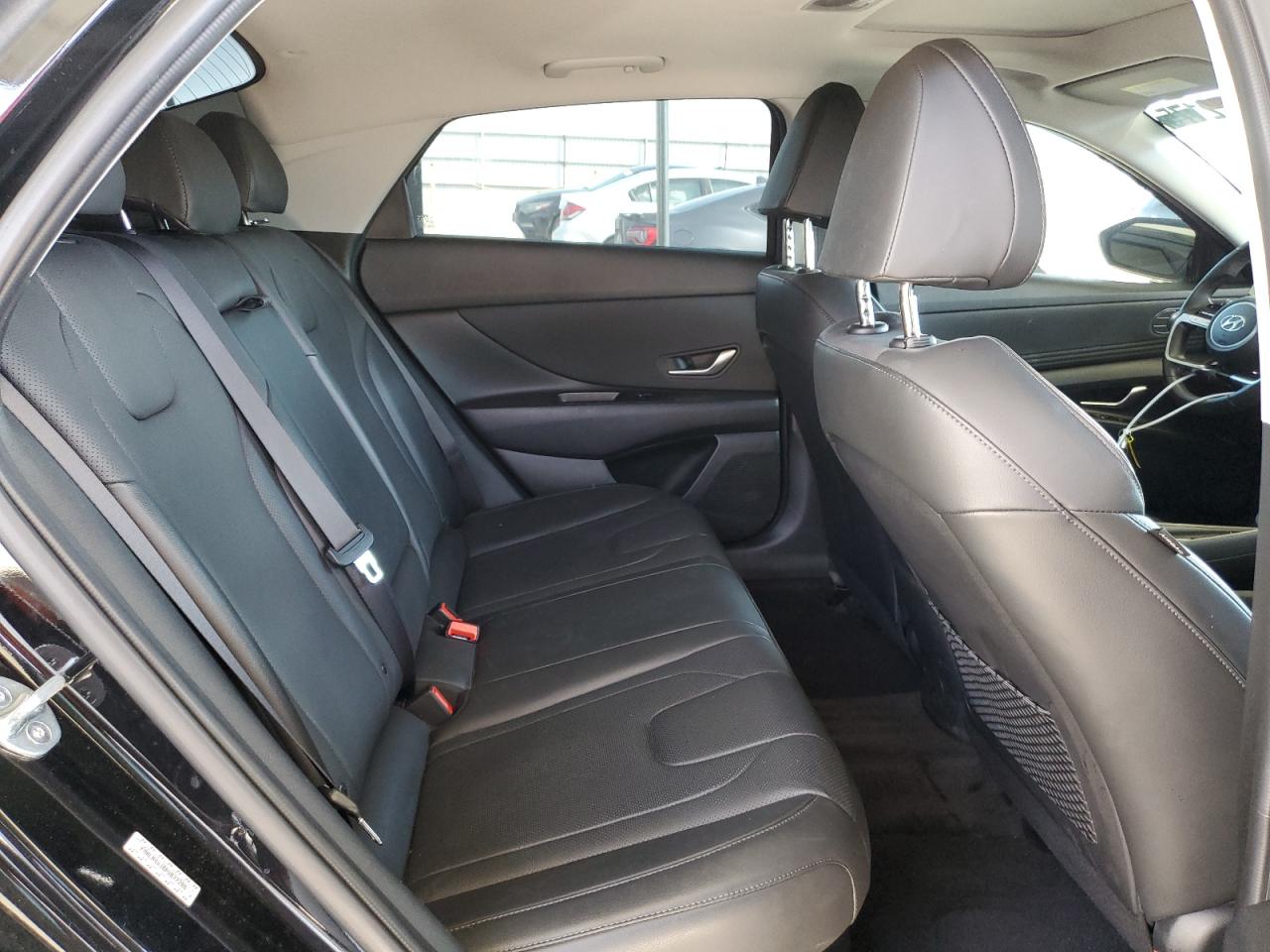 2023 Hyundai Elantra - Image 10