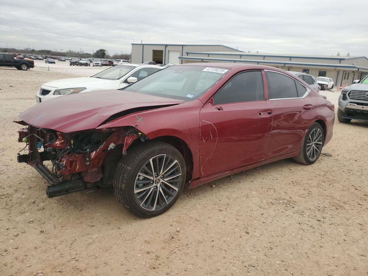 2023 Lexus ES - Image 1