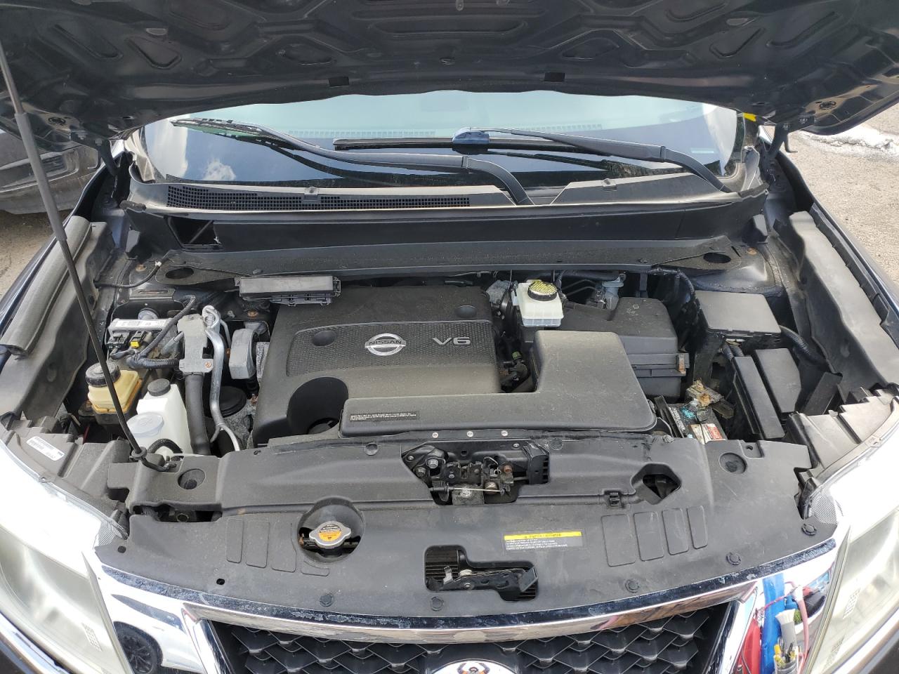 2014 Nissan Pathfinder - Image 12