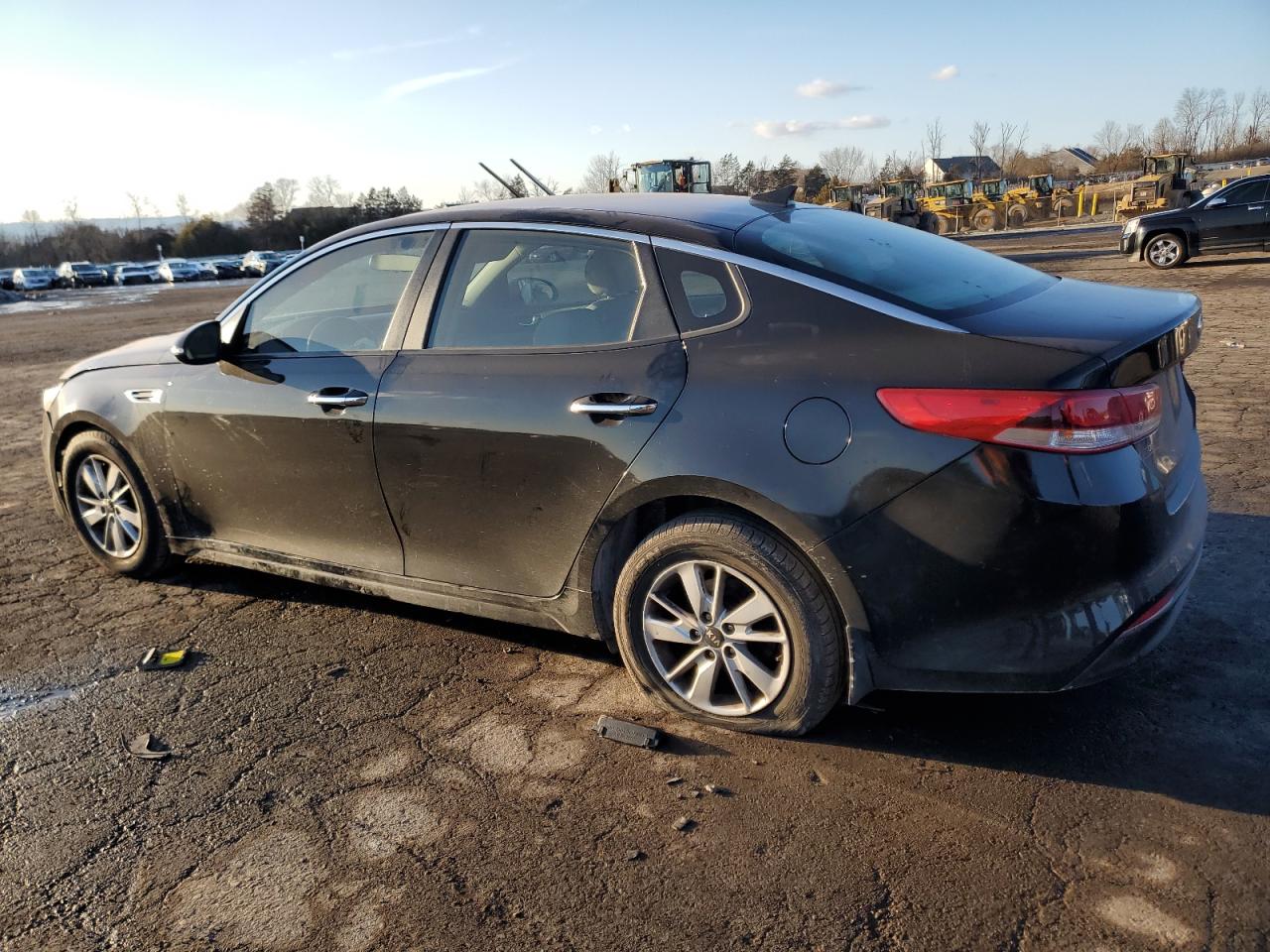 2016 Kia Optima - Image 2