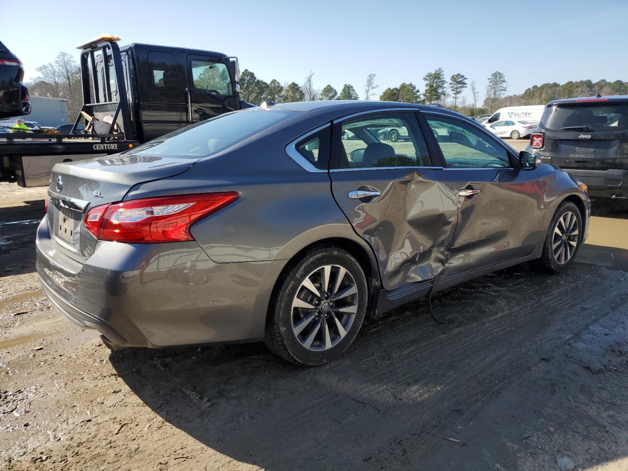 2016 Nissan Altima - Image 3