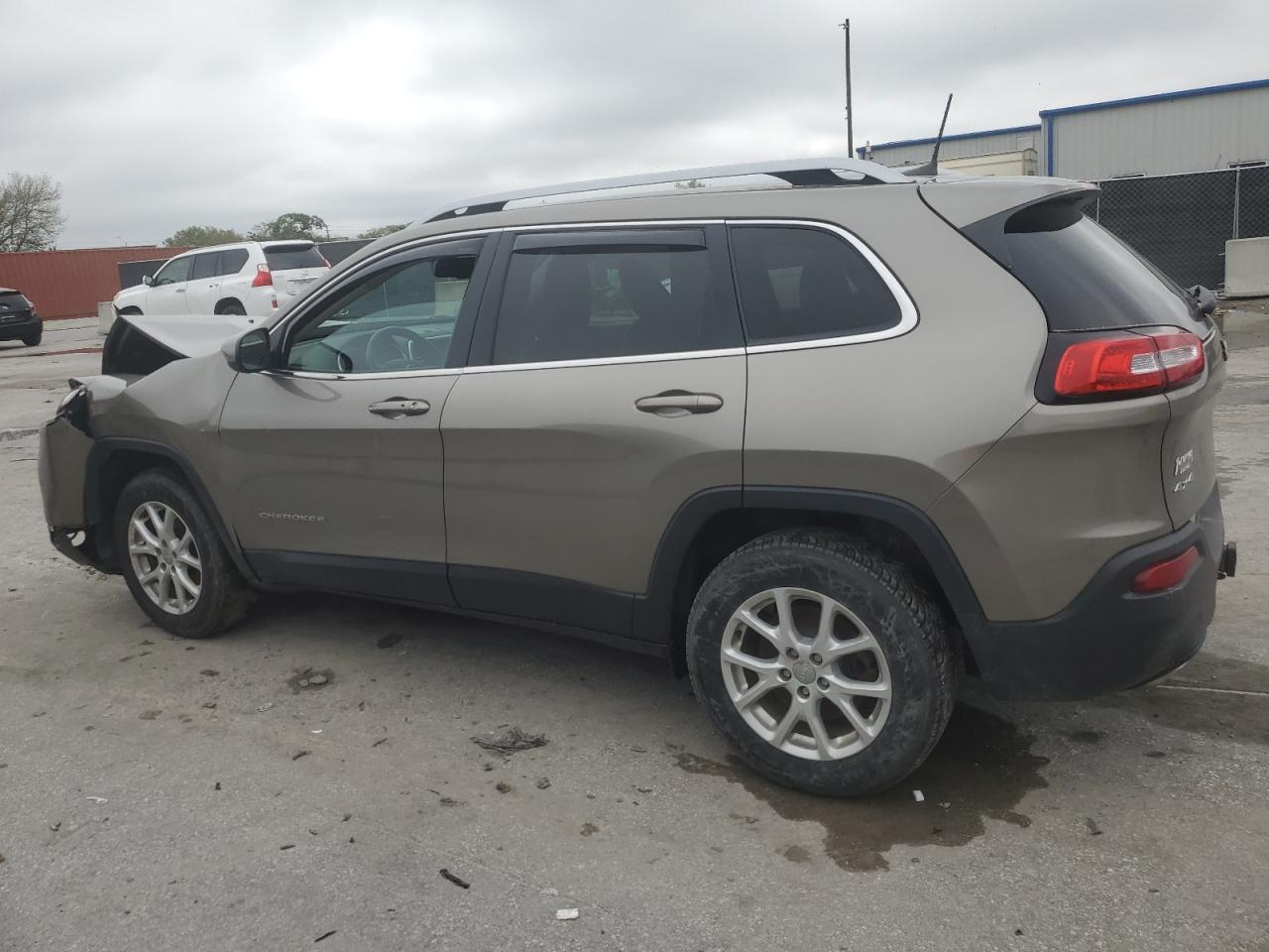 2018 Jeep Grand Cherokee - Image 2