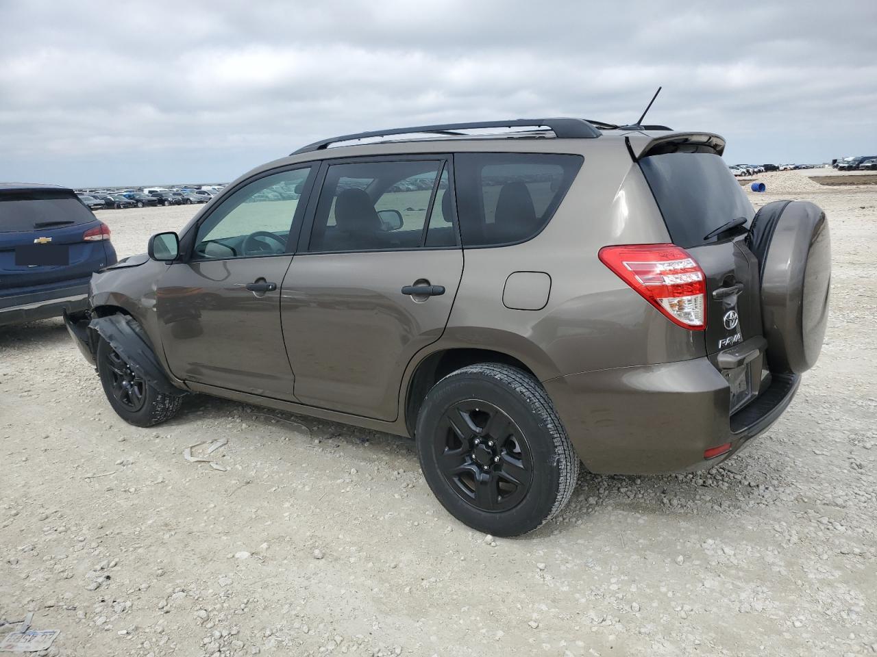 2011 Toyota RAV 4 - Image 2