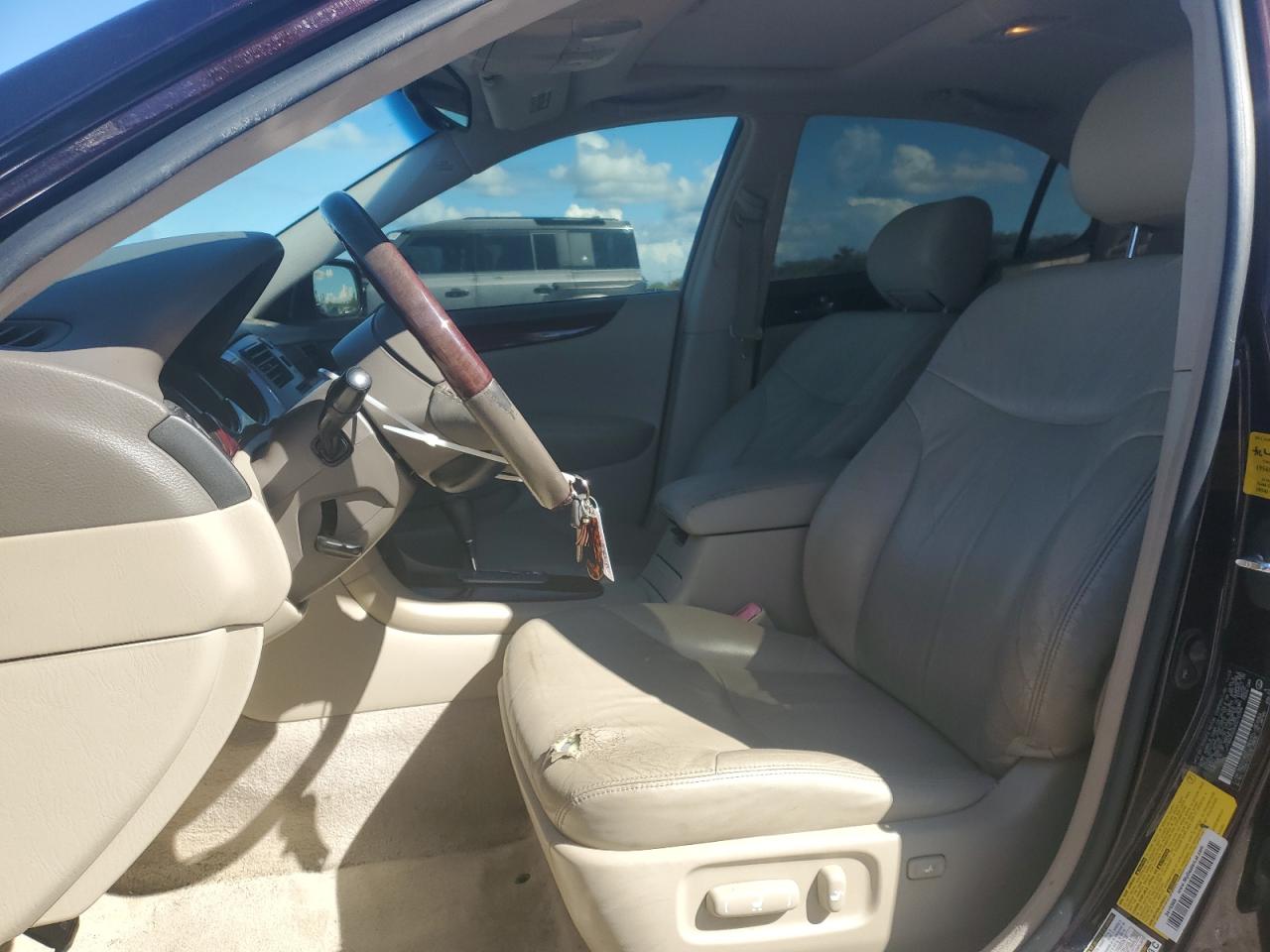 2004 Lexus ES - Image 7
