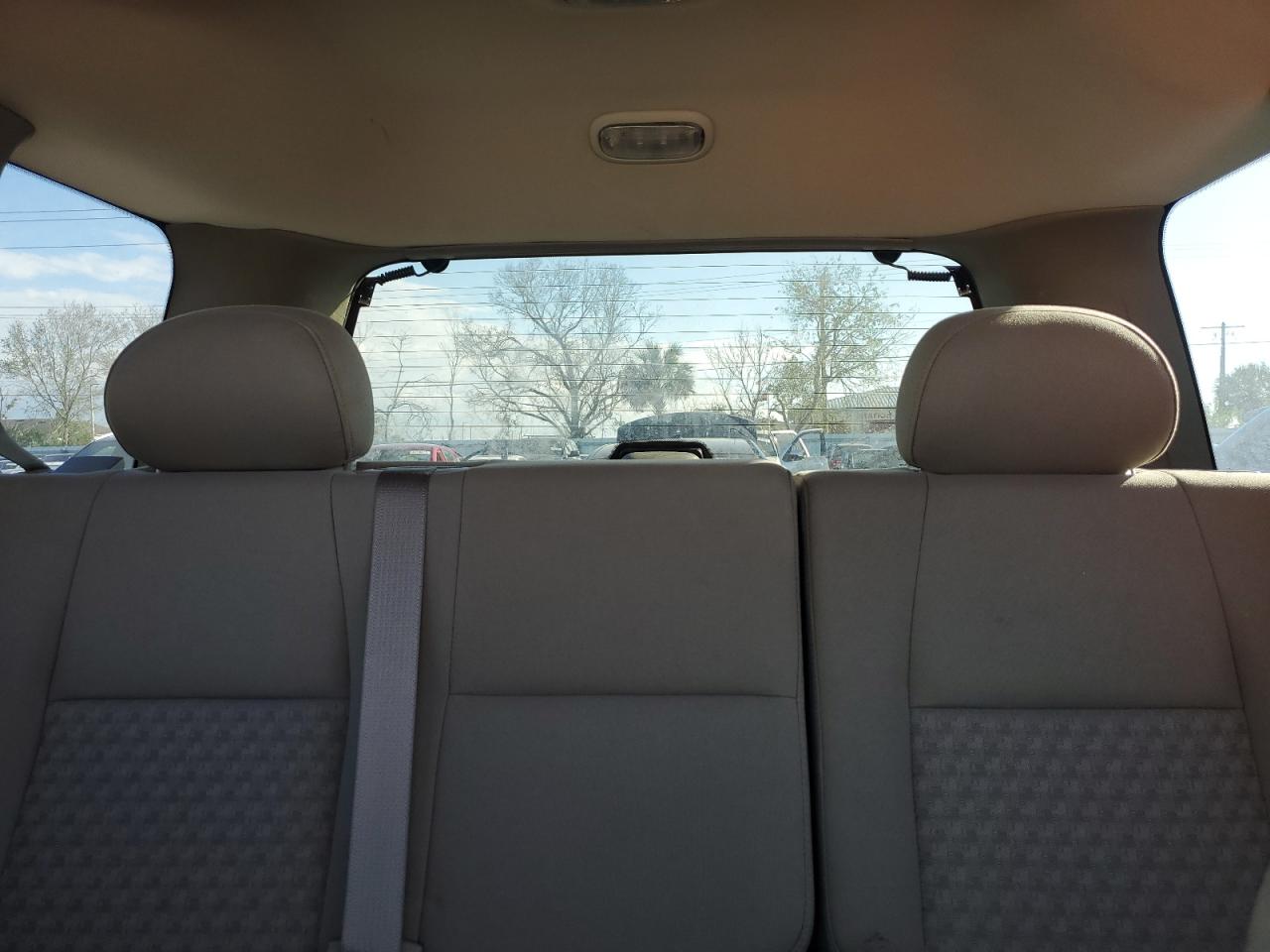 2005 Jeep Liberty (North America) - Image 10