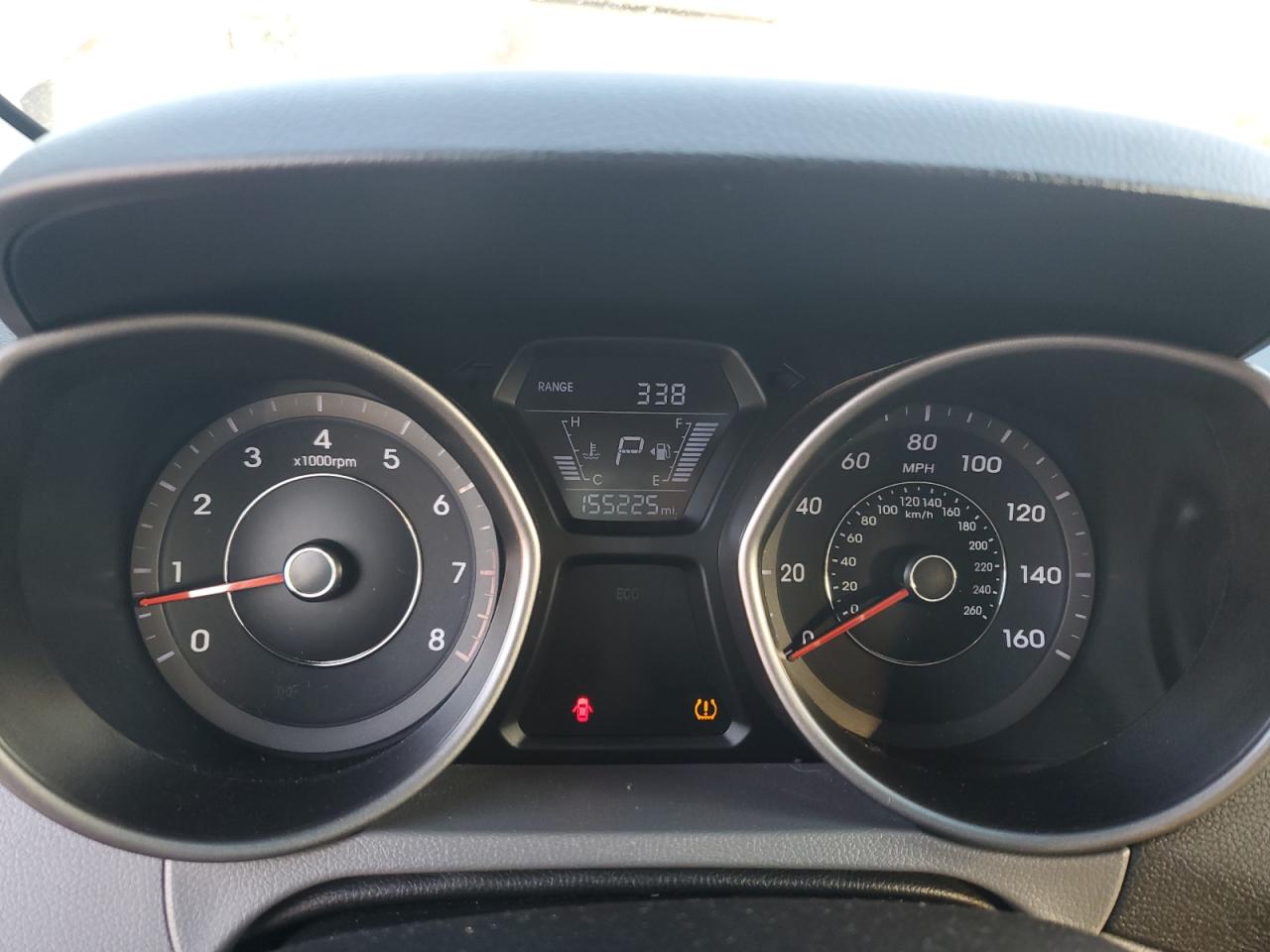 2016 Hyundai Elantra - Image 9