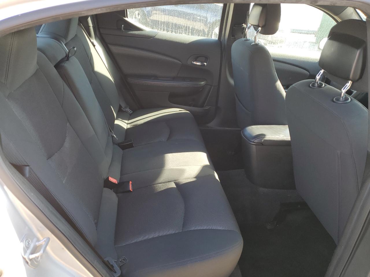 2012 Dodge Avenger - Image 10