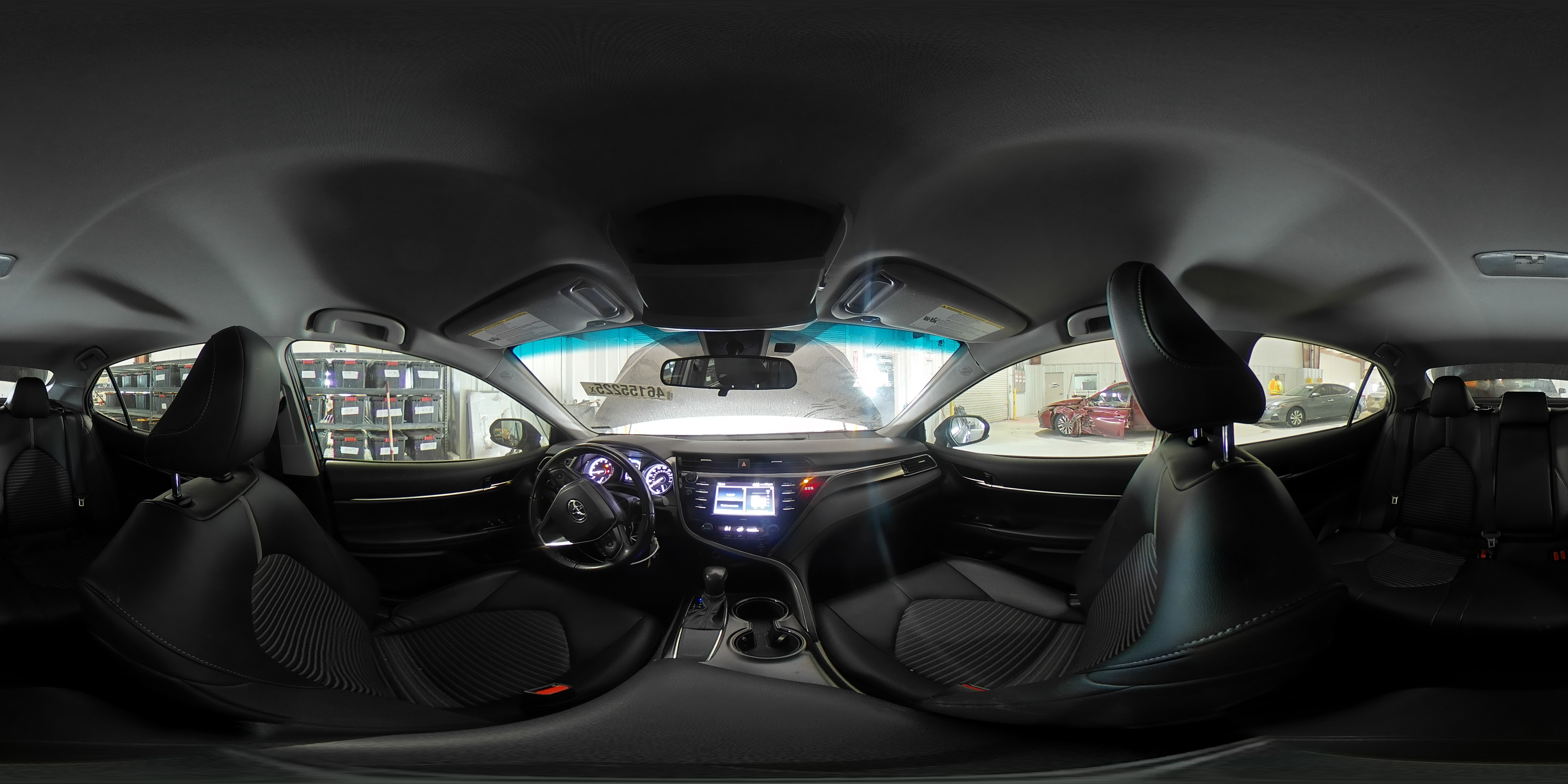 2020 Toyota Camry - Image 13
