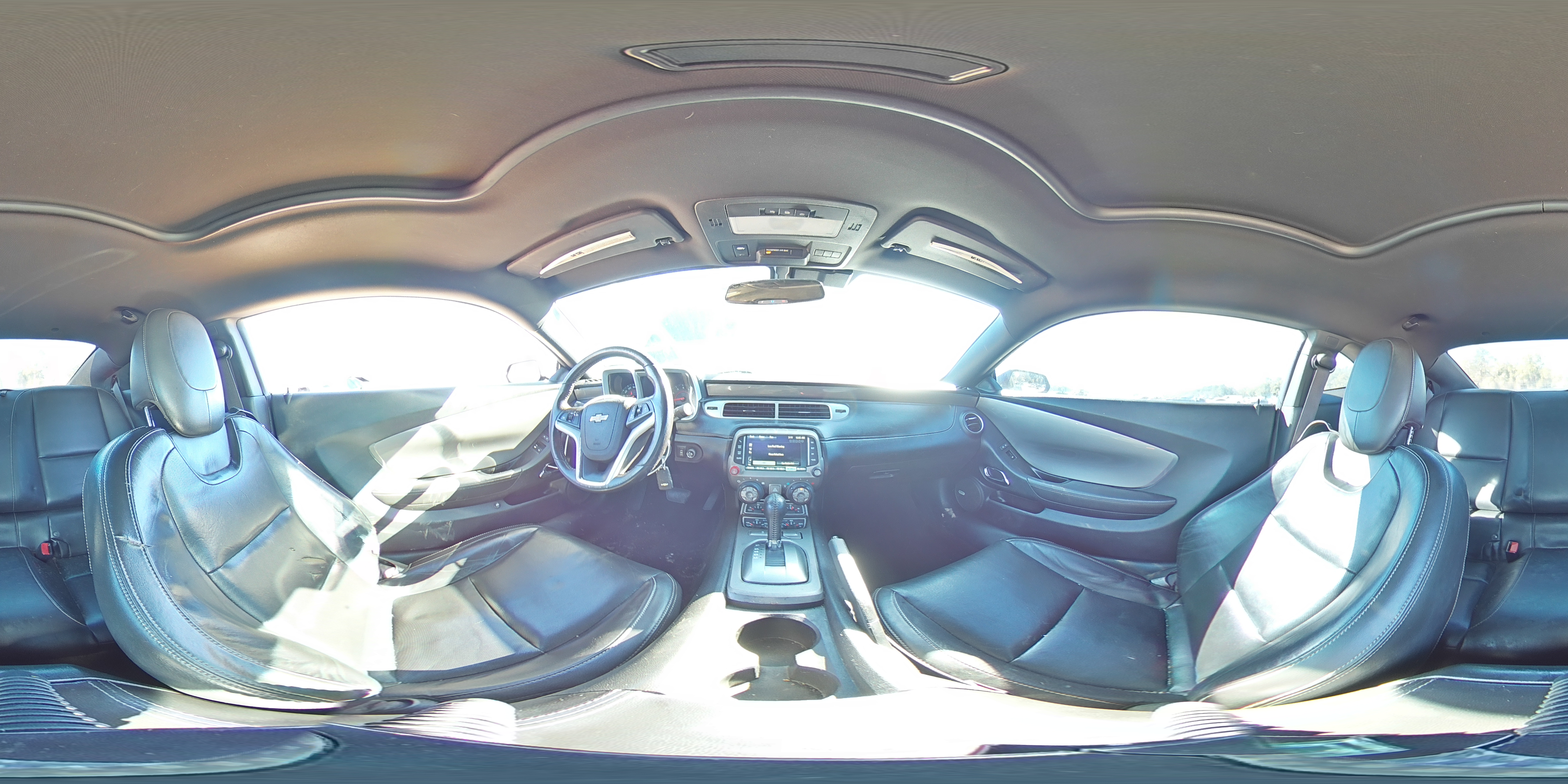 2015 Chevrolet Camaro - Image 12