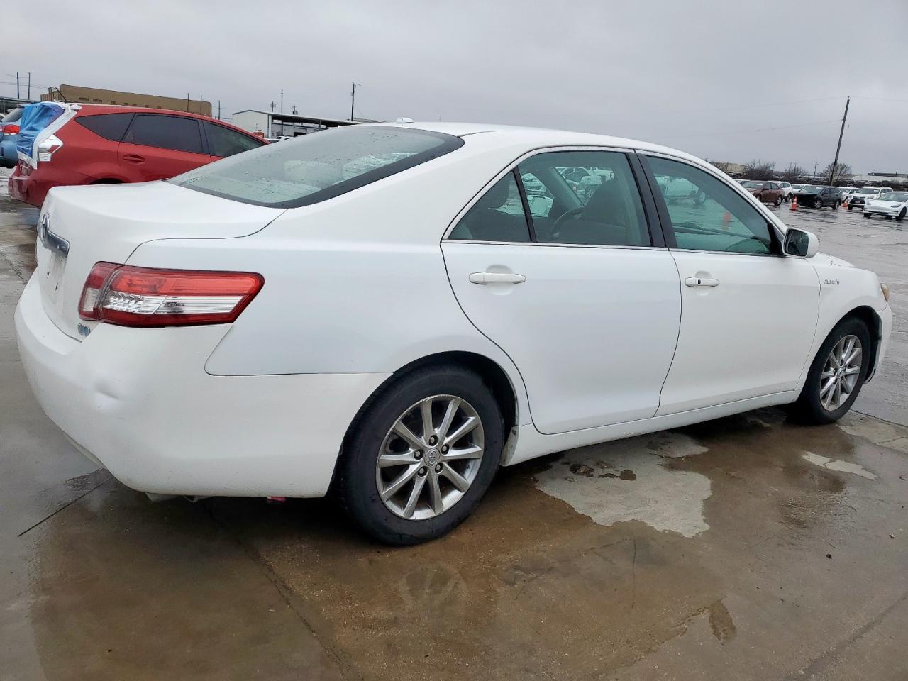2010 Toyota Camry - Image 3