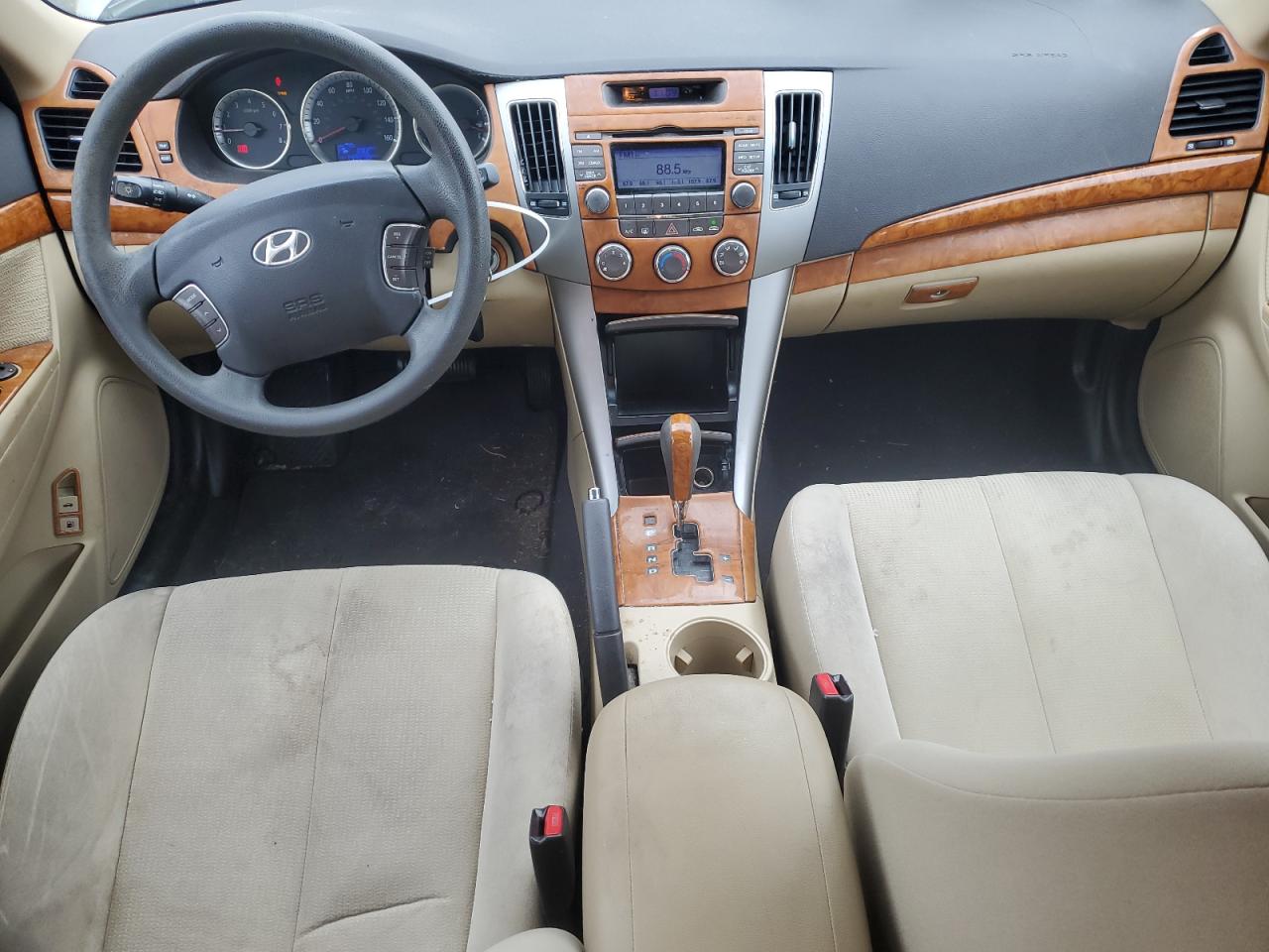 2009 Hyundai Sonata - Image 8