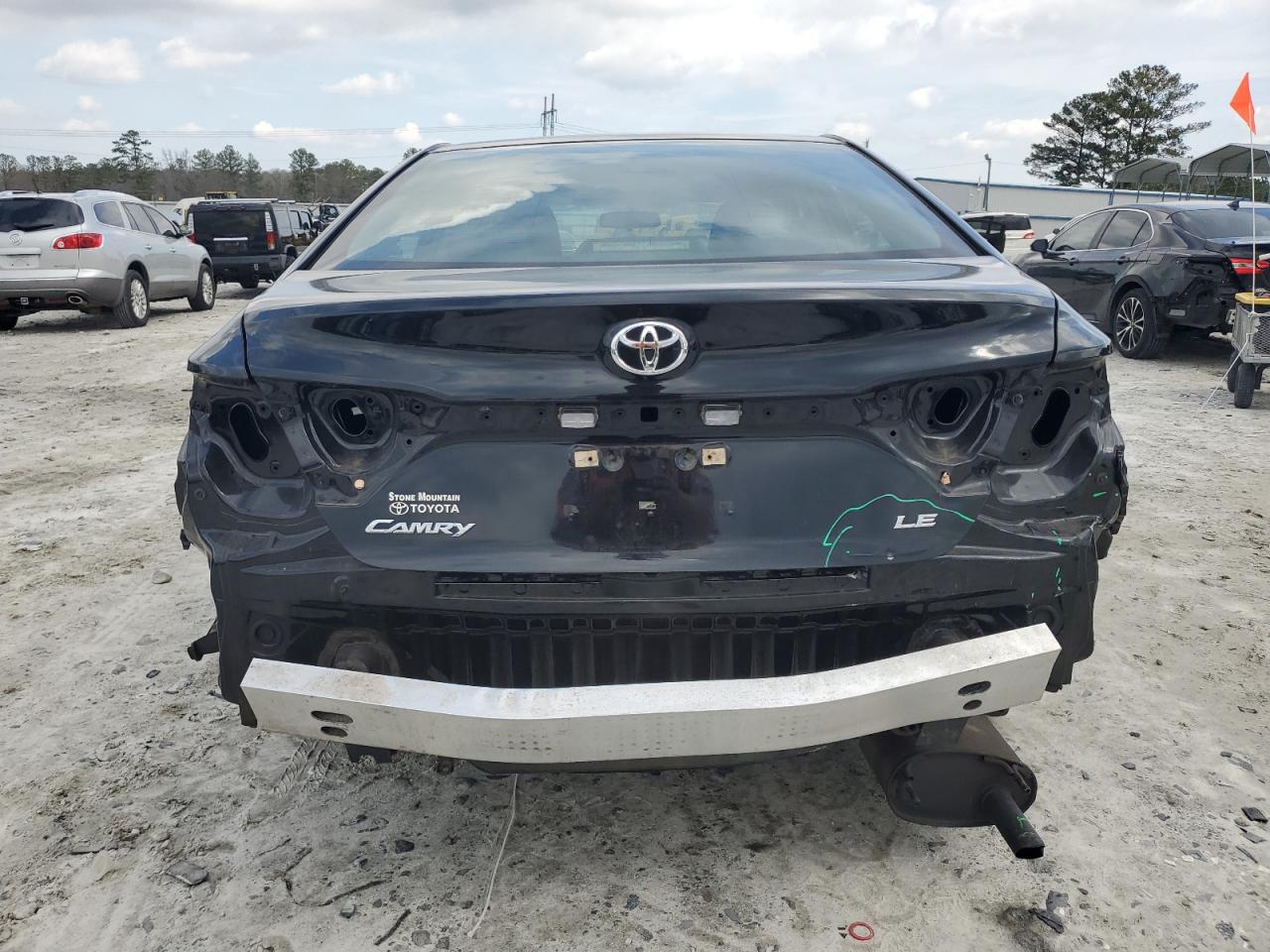 2016 Toyota Camry - Image 6