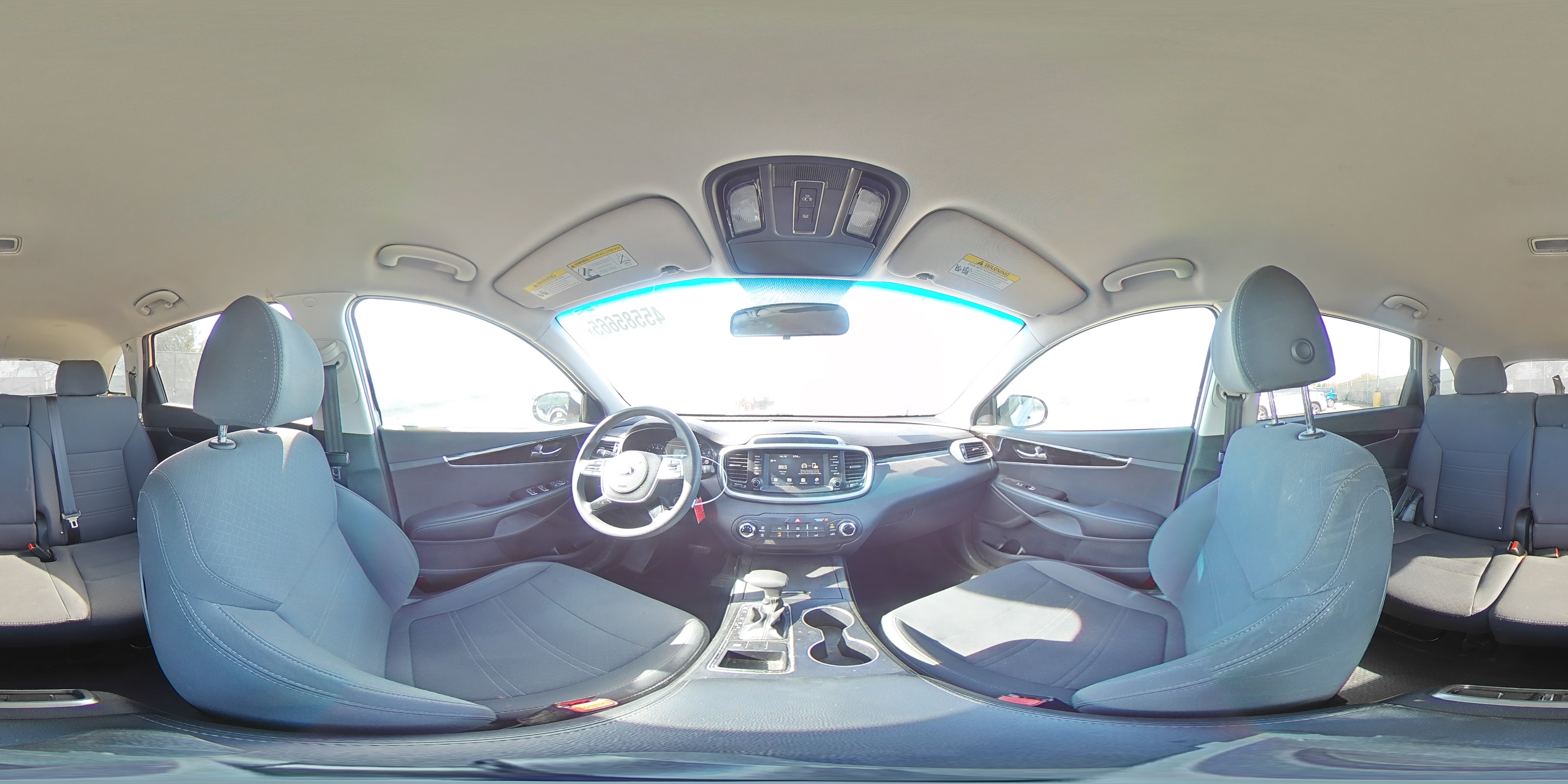 2019 Kia Sorento - Image 14