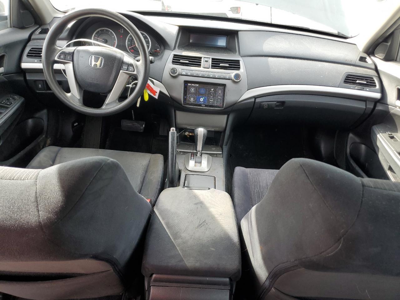 2012 Honda Accord - Image 8
