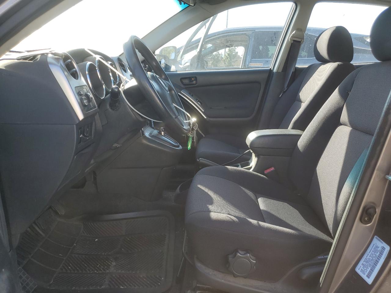 2003 Pontiac Vibe - Image 7