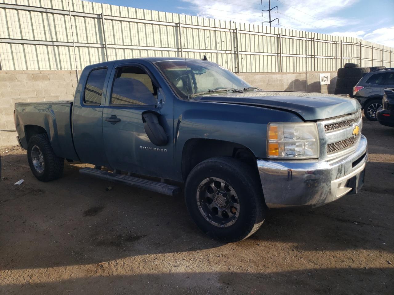2013 Chevrolet Silverado - Image 4