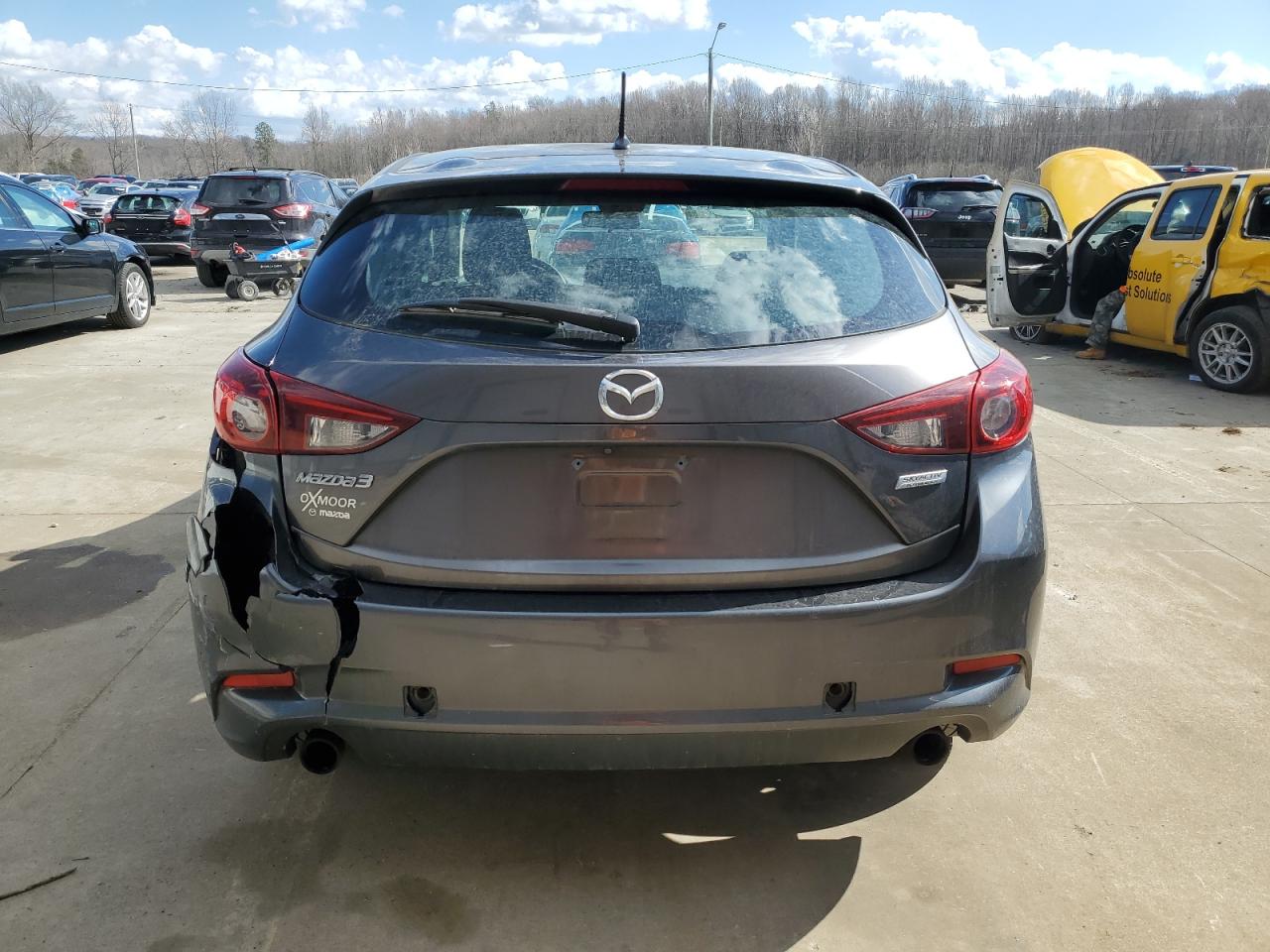 2018 Mazda 3 - Image 6