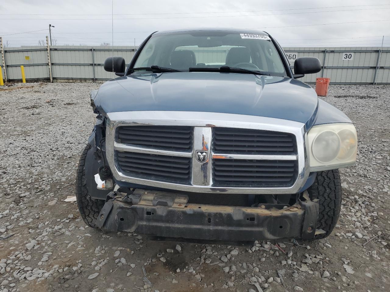 2005 Dodge Dakota - Image 5