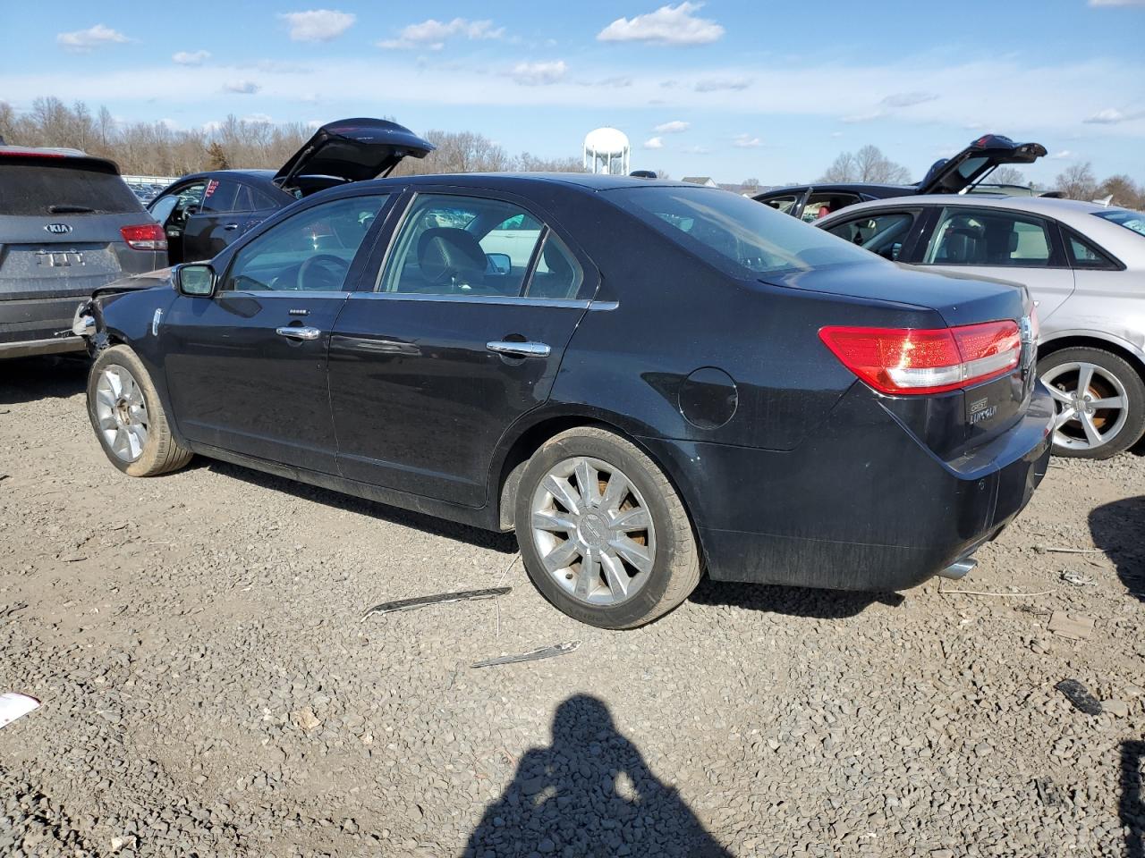 2012 Lincoln MKZ - Image 2