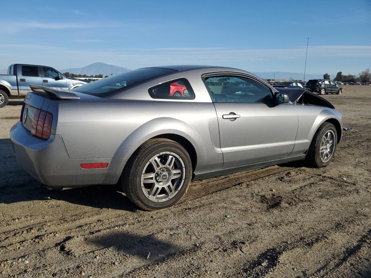 2006 Ford Mustang - Image 3