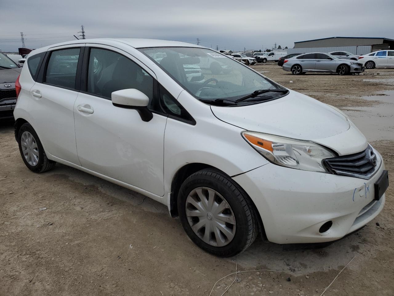 2015 Nissan Versa - Image 4