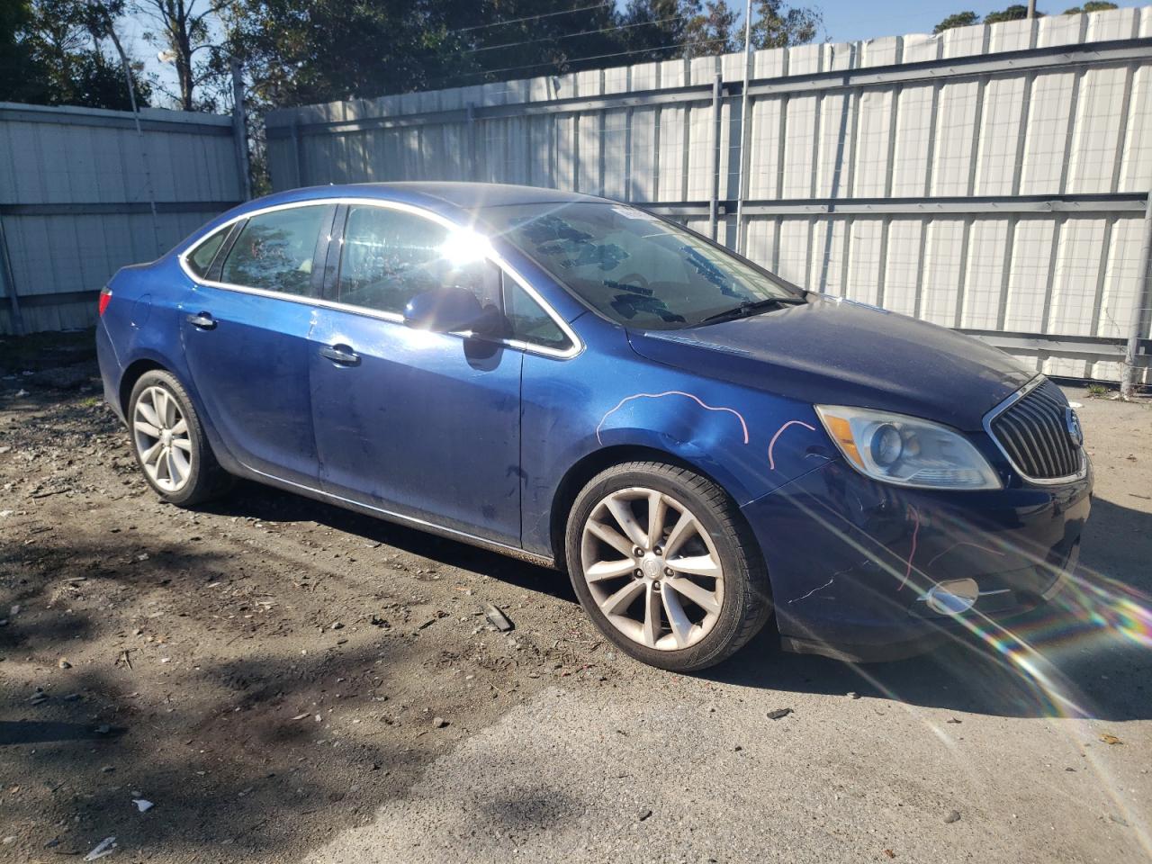 2013 Buick Verano - Image 4