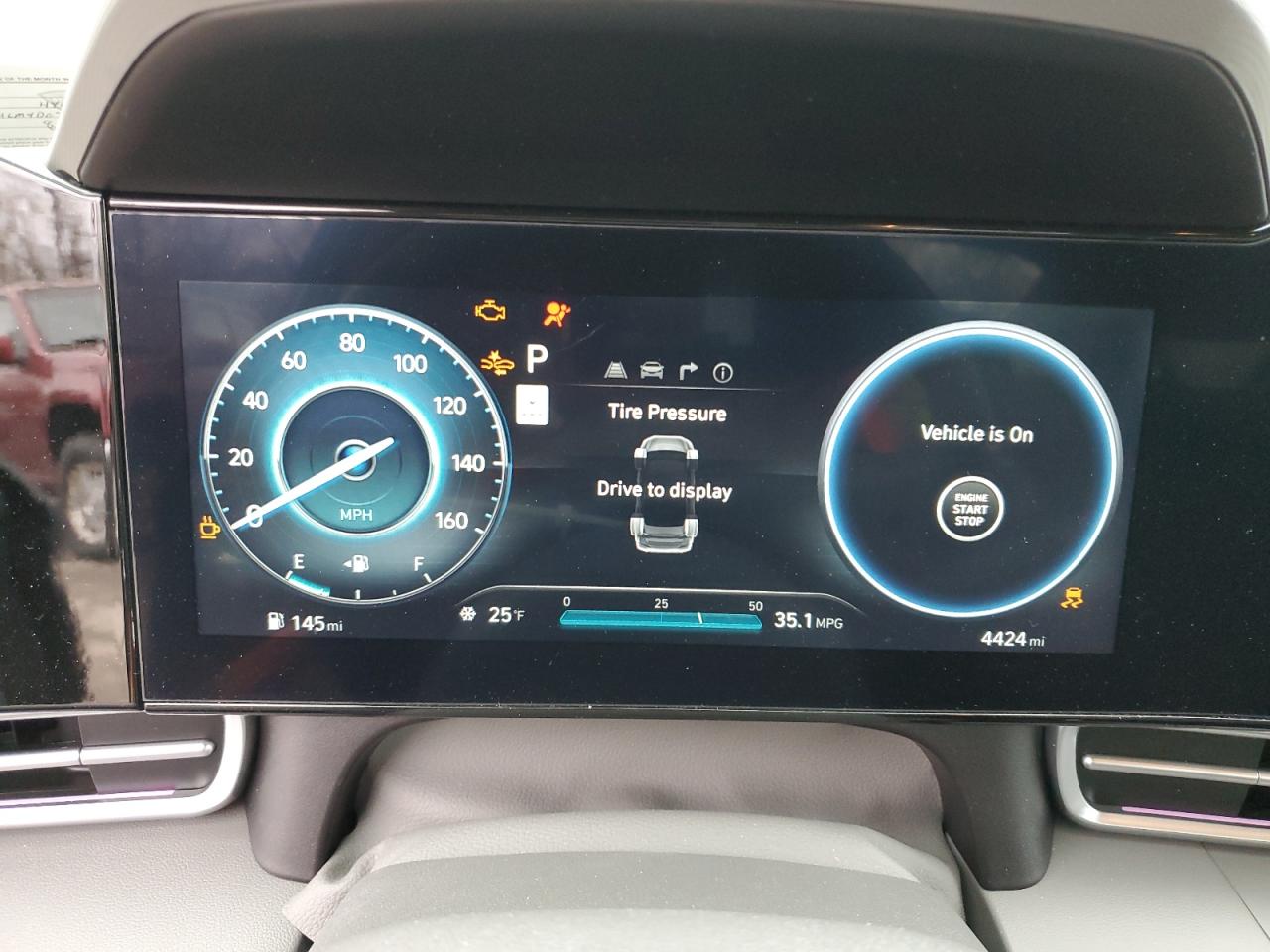 2024 Hyundai Elantra - Image 9