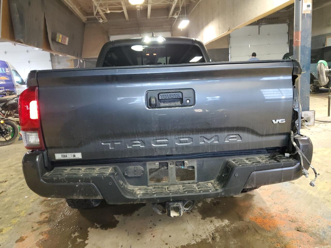 2019 Toyota Tacoma - Image 6