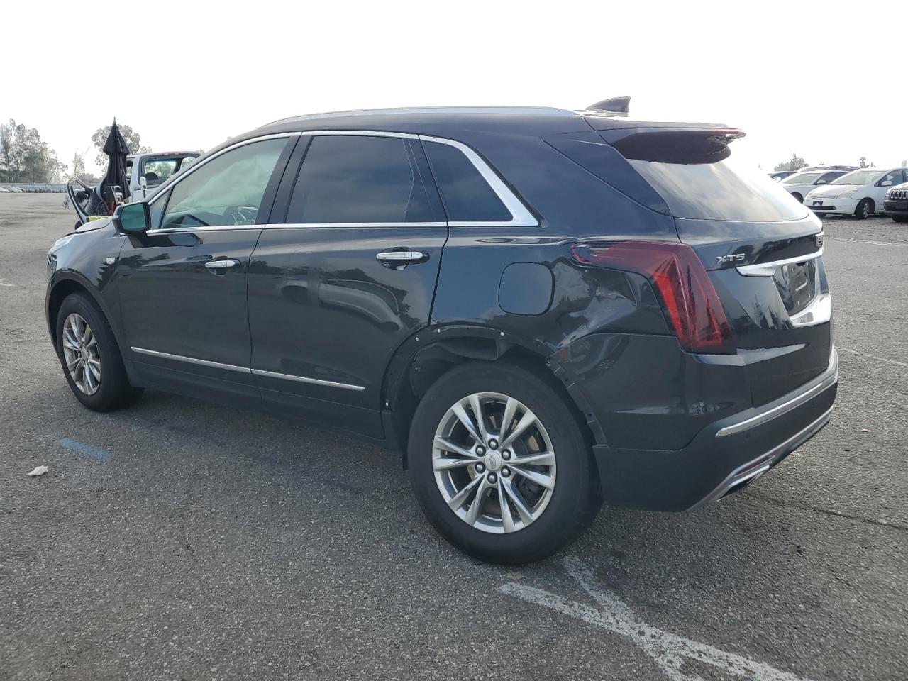 2020 Cadillac XT5 - Image 2
