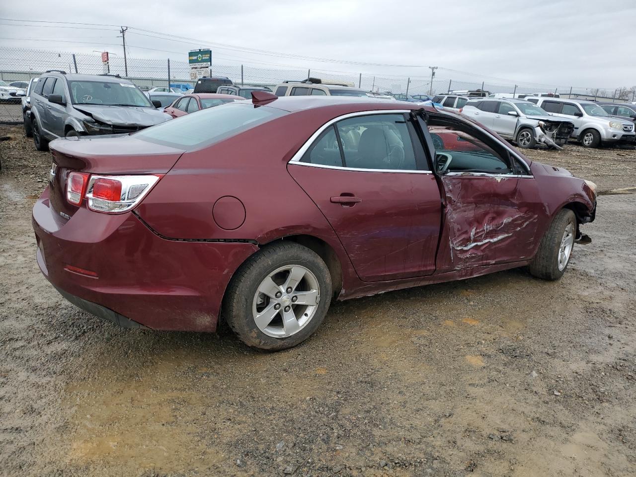 2016 Chevrolet Malibu - Image 3