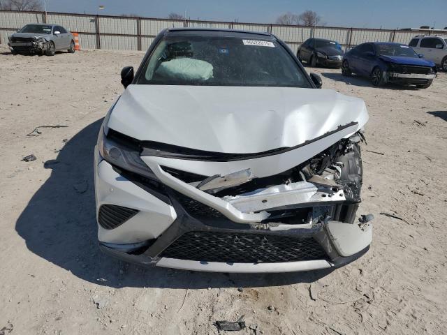  TOYOTA CAMRY 2018 White