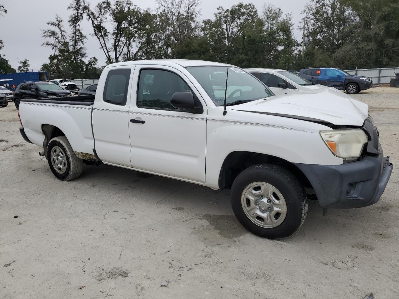 2013 Toyota Tacoma - Image 4