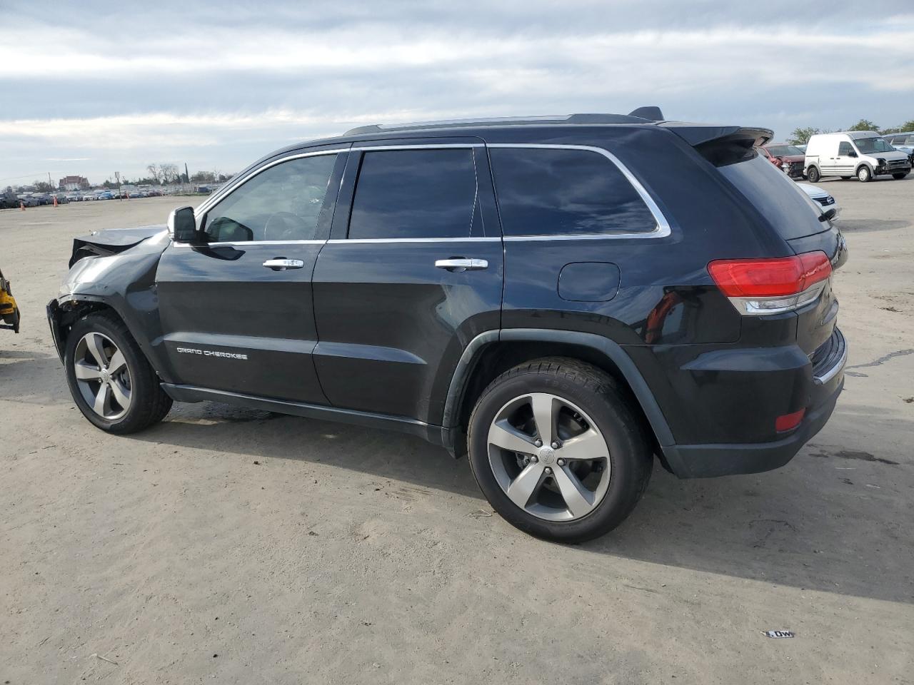 2015 Jeep Grand Cherokee - Image 2