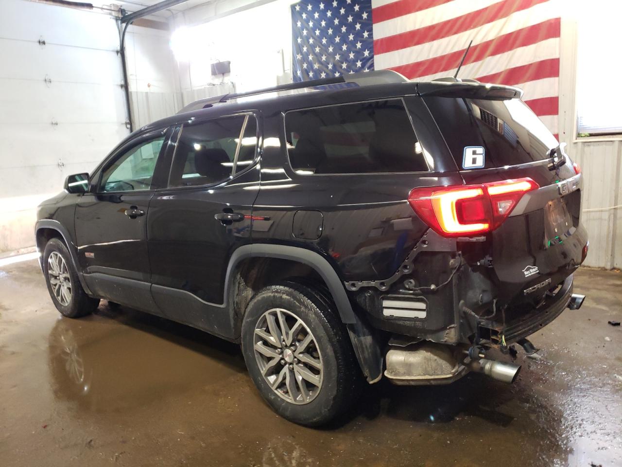 2017 GMC Acadia - Image 2