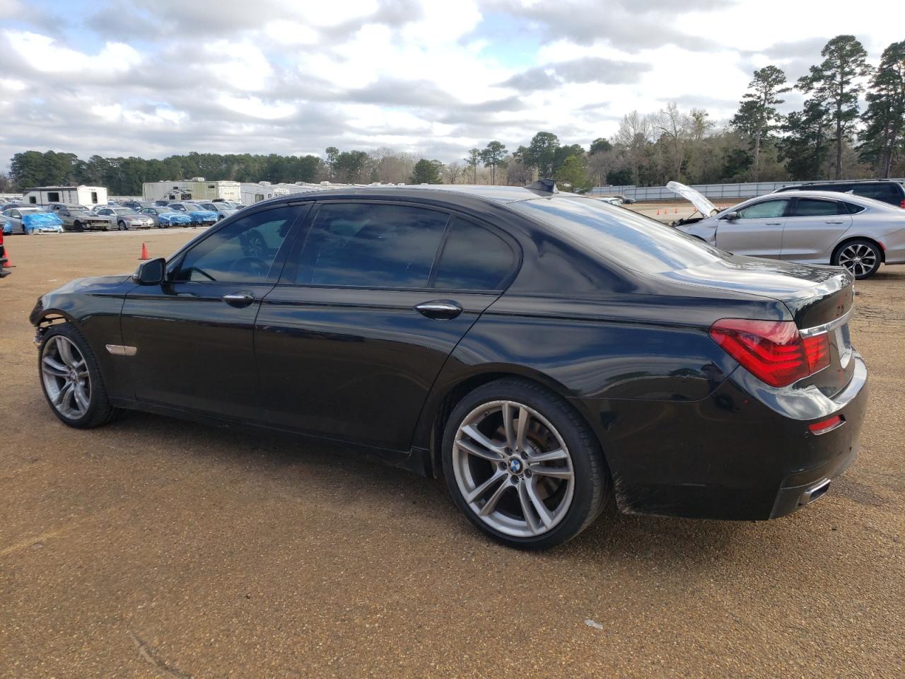 2015 BMW 7er - Image 2
