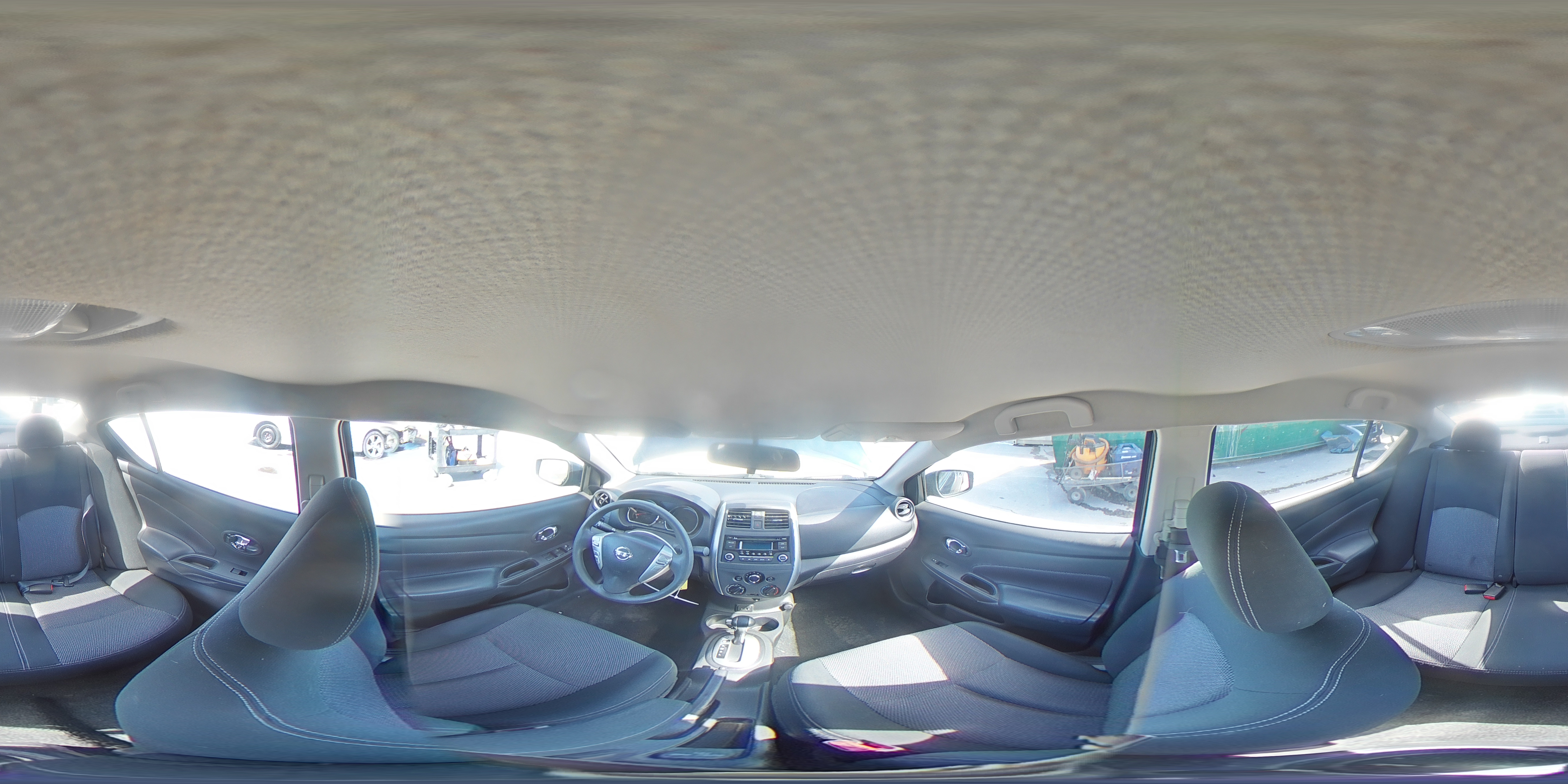 2017 Nissan Versa - Image 15