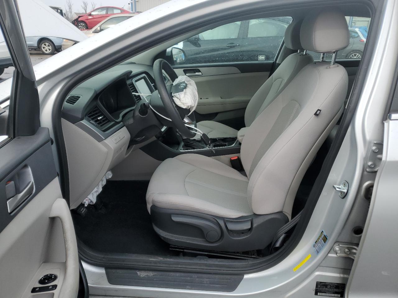 2018 Hyundai Sonata - Image 7