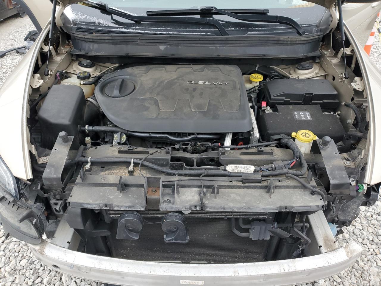2014 Jeep Grand Cherokee - Image 12