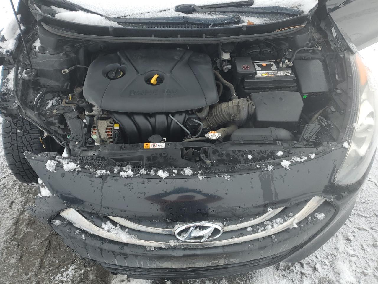 2013 Hyundai Elantra - Image 11