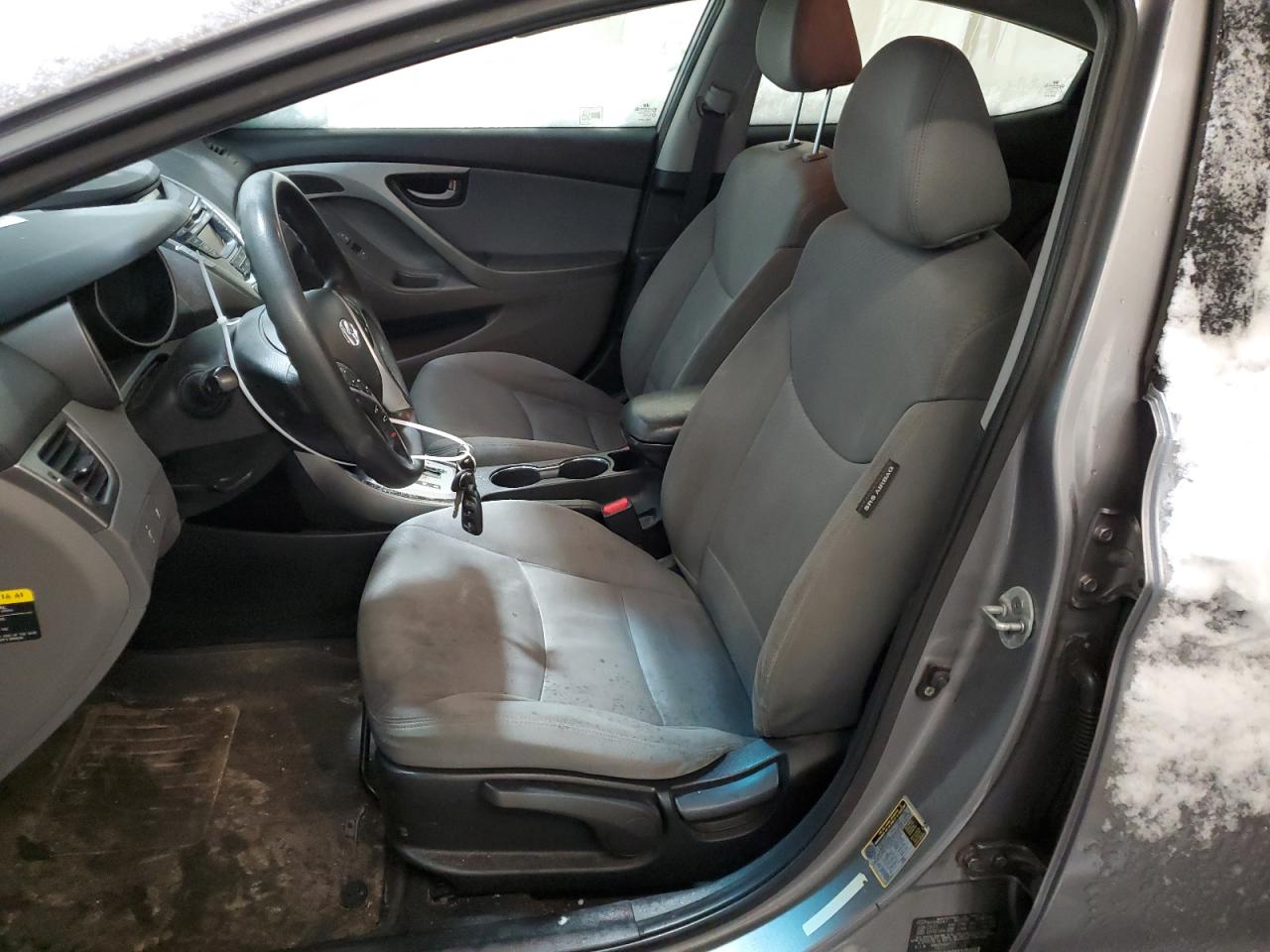 2011 Hyundai Elantra - Image 7