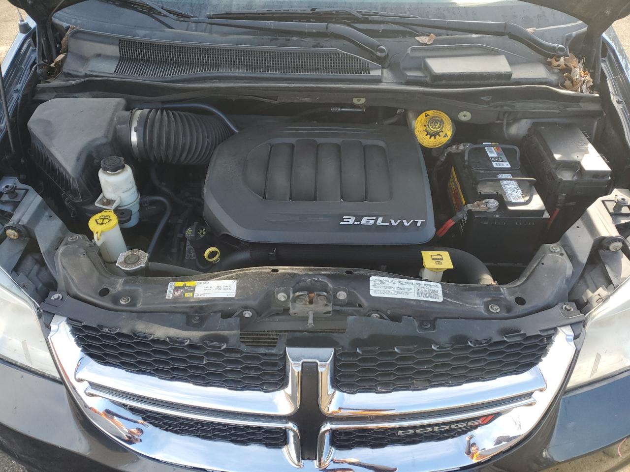 2014 Dodge Caravan - Image 12