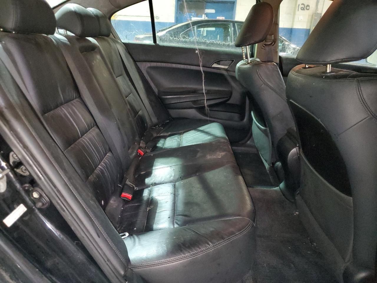 2012 Honda Accord - Image 10