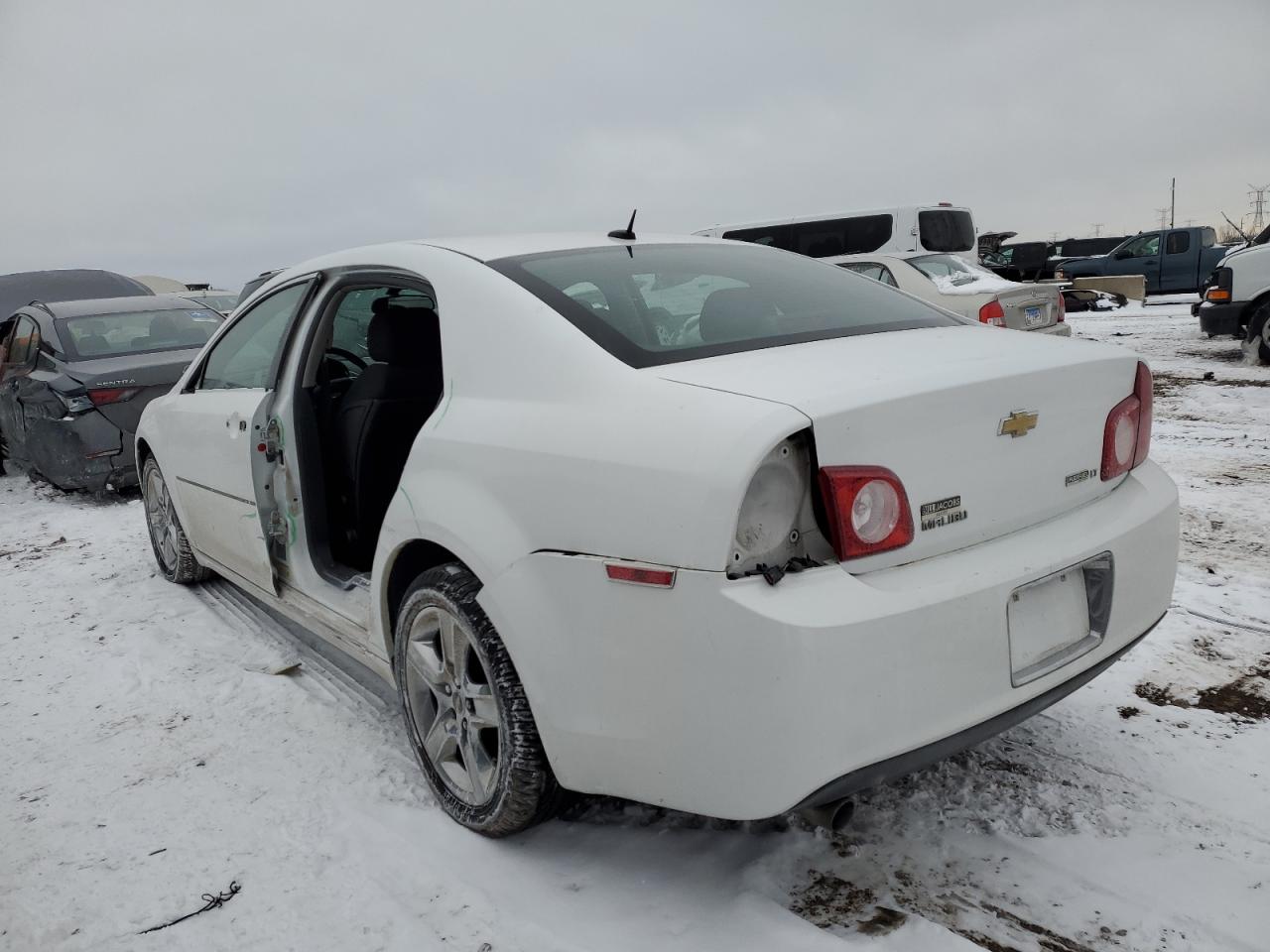 2009 Chevrolet Malibu - Image 2